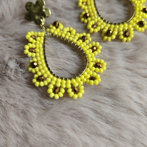 Sunflower Teardrop Earrings - Picture 3 of 4